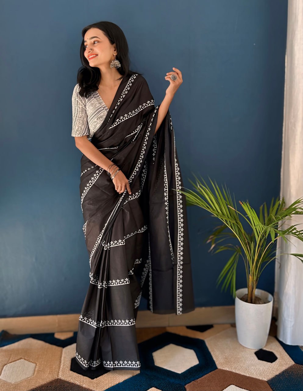 VINTAGE VIBES PREMIUM LINEN COTTON SAREE