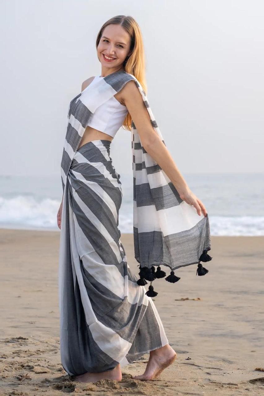 WHICH ATTRACTS YOU.... PREMIUM LINEN COTTON SAREE