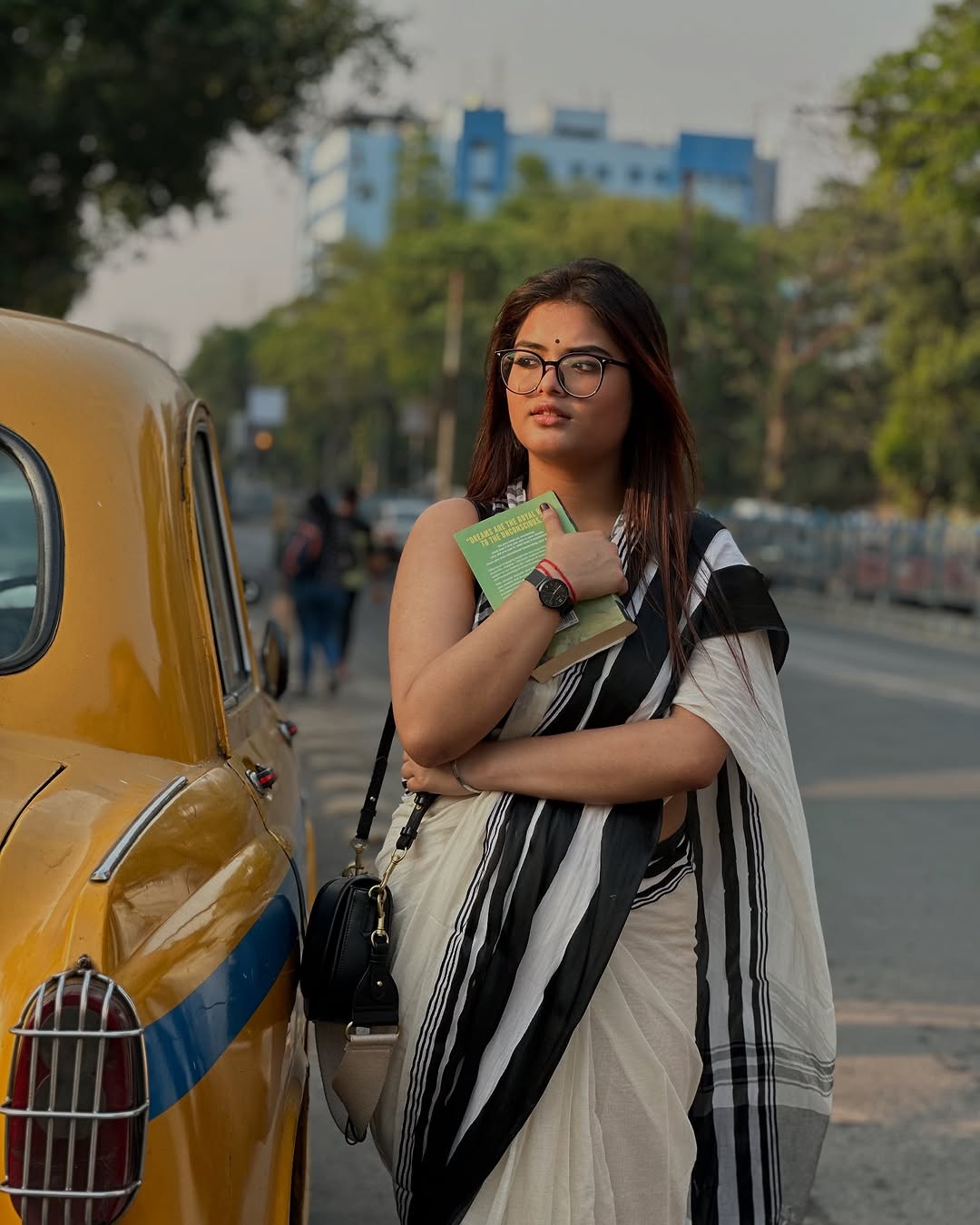 PASSION WITH FASHION PREMIUM LINEN COTTON SAREE