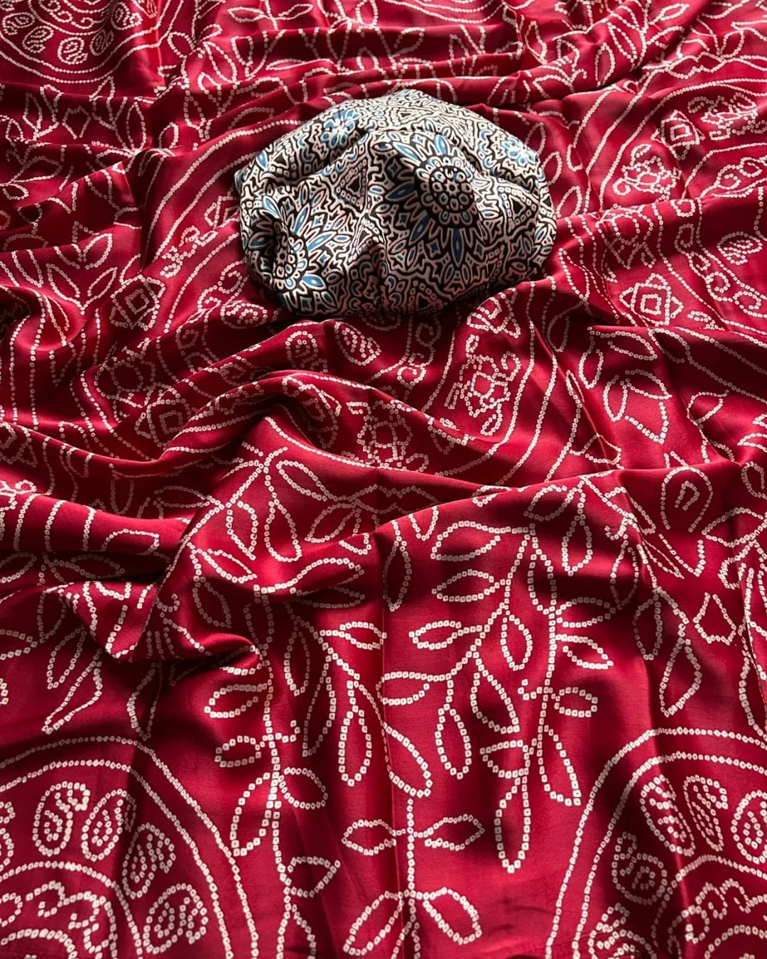 A CELEBRATION OF STYLE MODAL GAJJI SILK SAREE