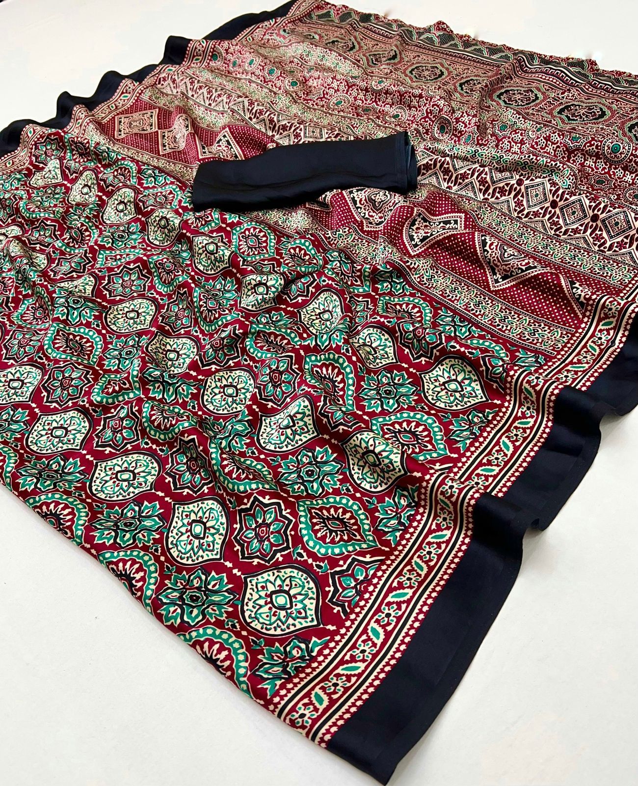 ANAIRA-PREMIUM MODAL SILK SAREE