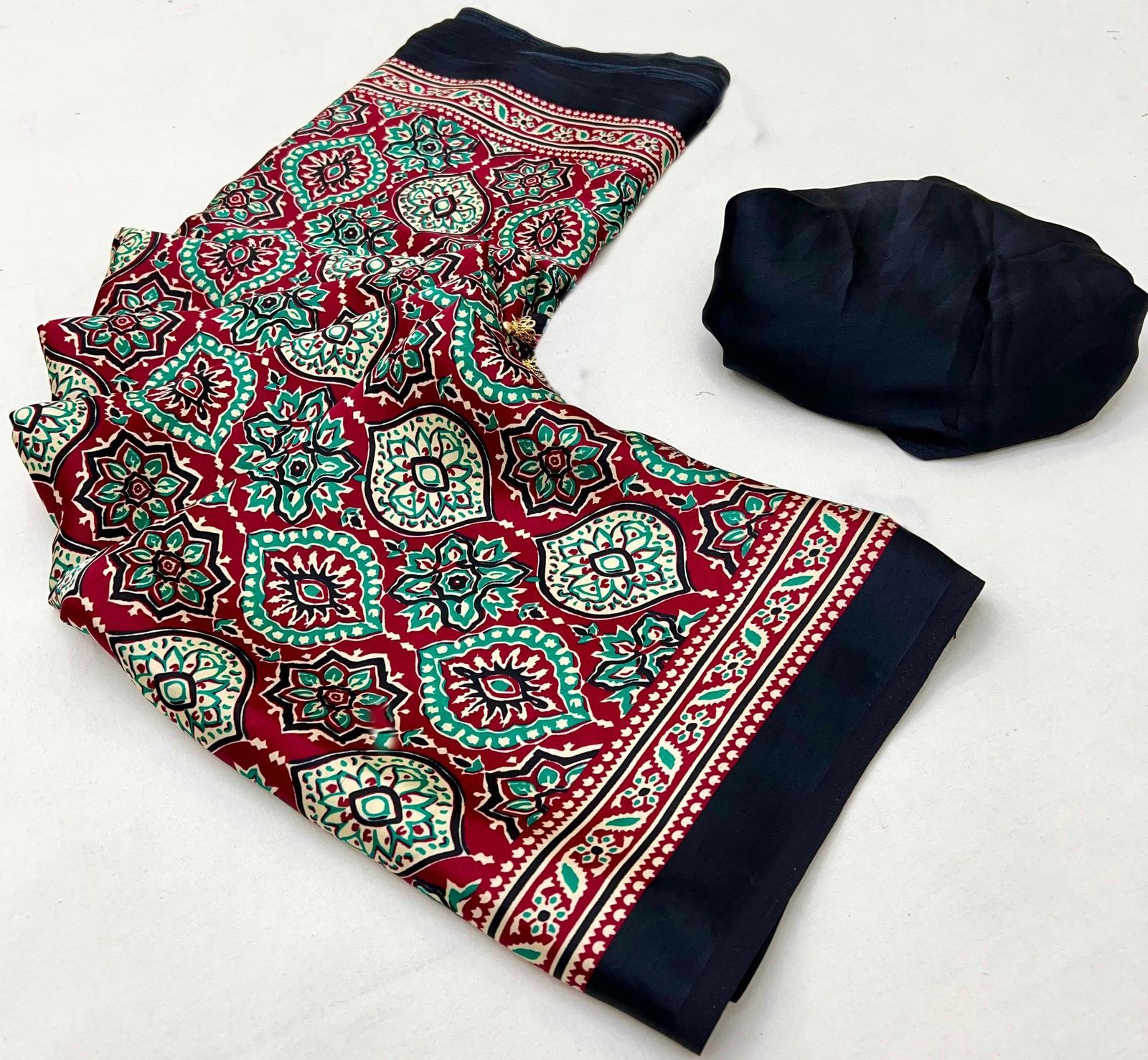 ANAIRA-PREMIUM MODAL SILK SAREE